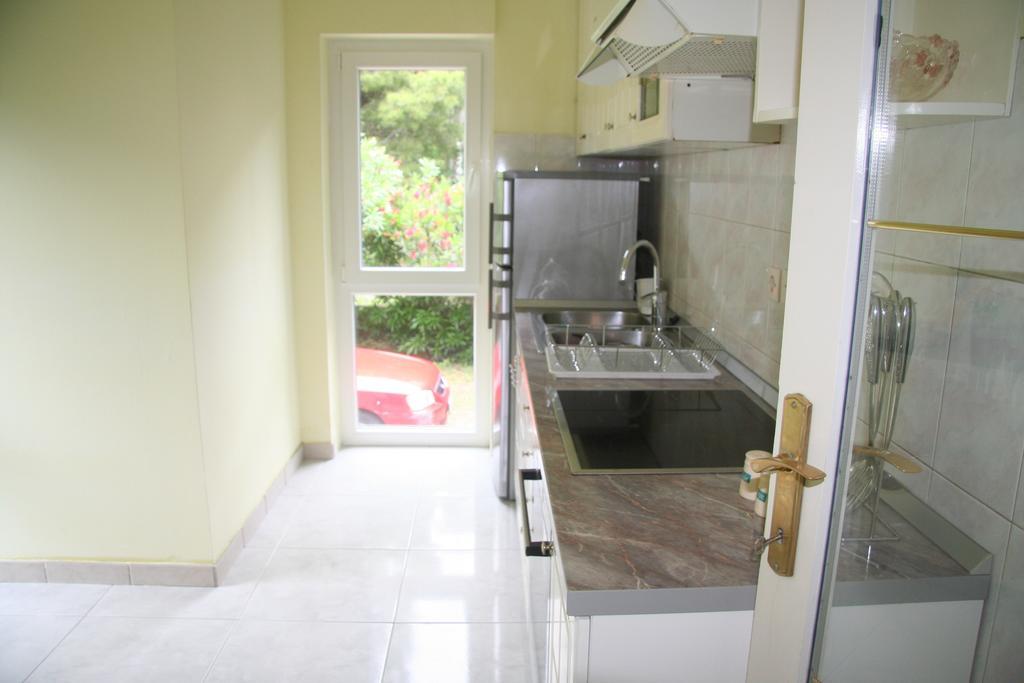 Sabina Apartments โอมิช ห้อง รูปภาพ
